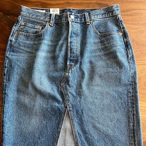 Levi's high-rise deconstructed skirt
